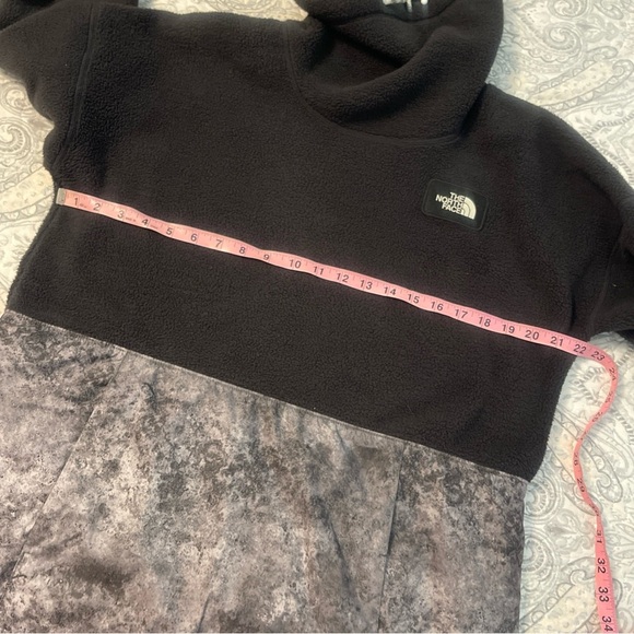 The North Face Black and Gray Pullover Size L - Picture 12 of 12